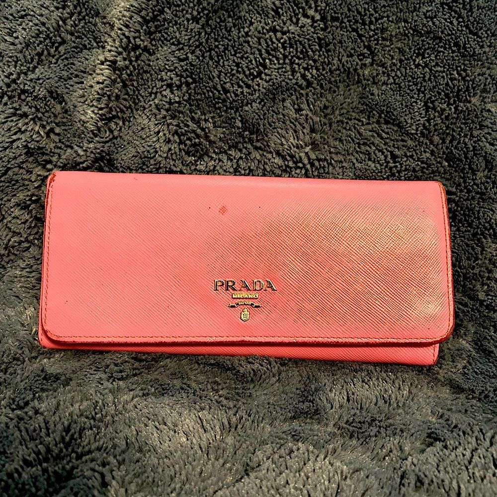 PRADA Large Saffiano Leather pink Wallet